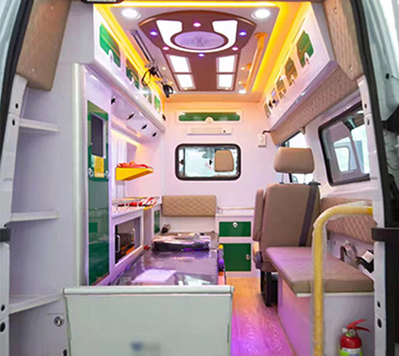 夏河县车辆内部展示