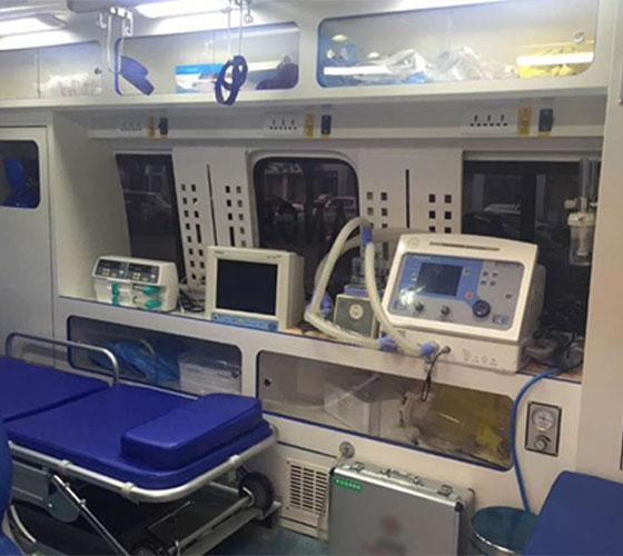 夏河县车辆内部展示